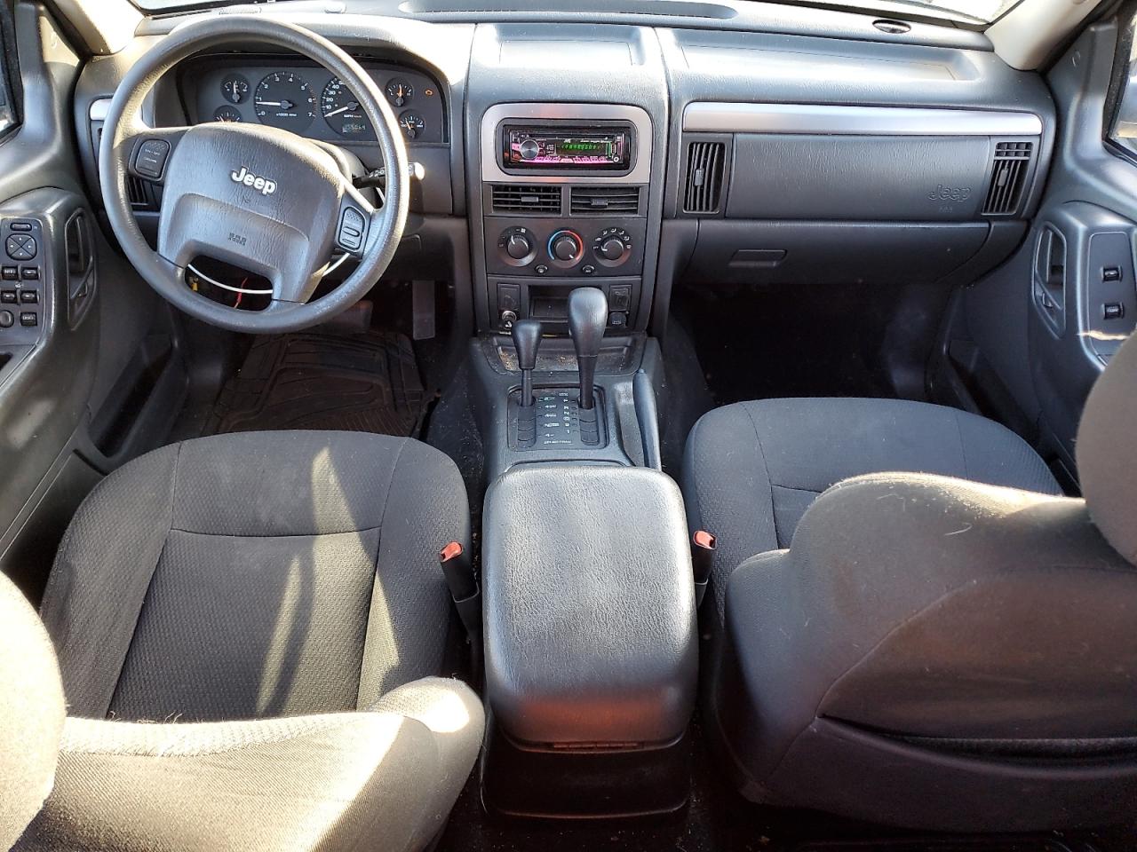 2004 Jeep Grand Cherokee - Image 8