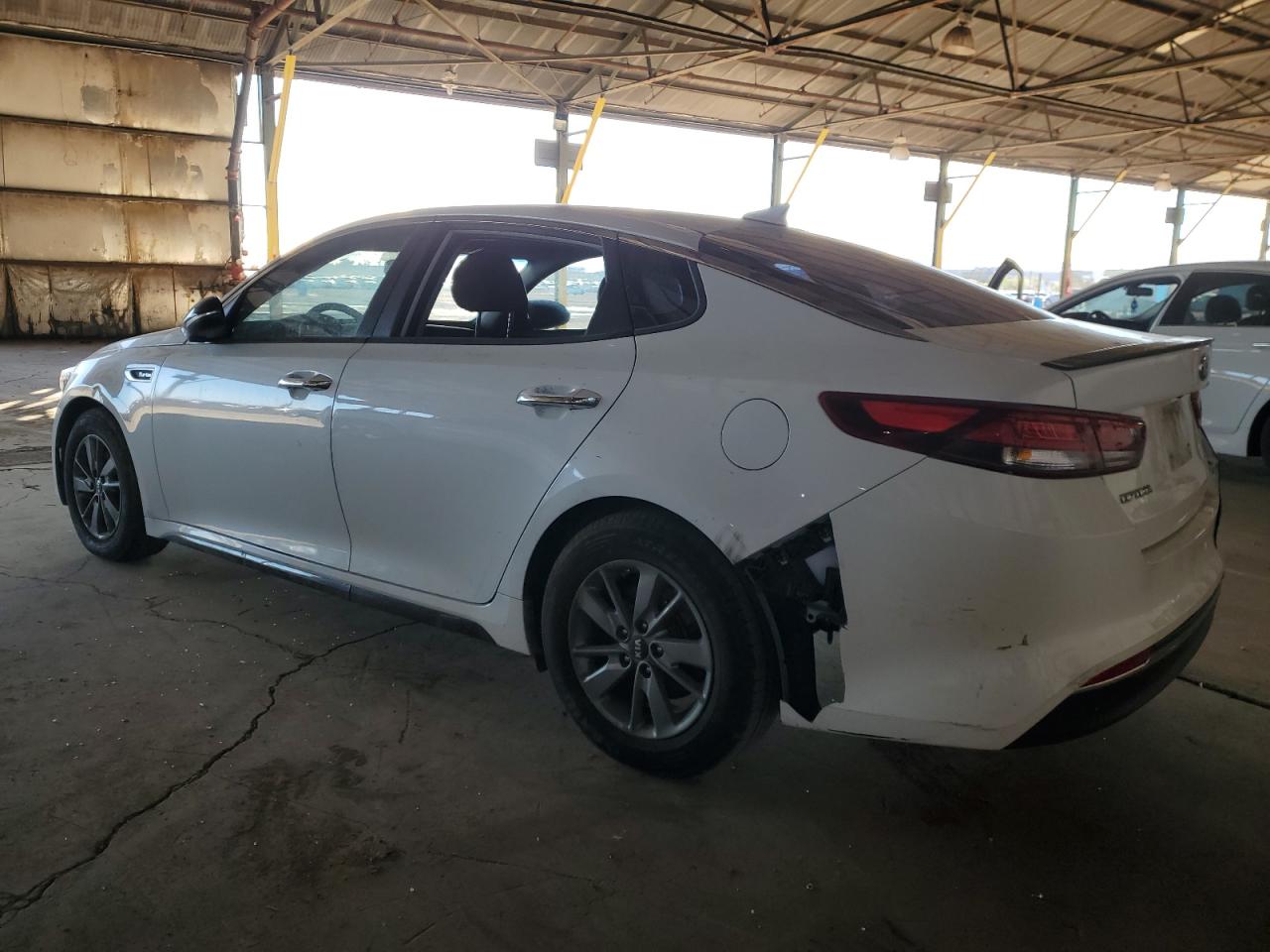 2017 Kia Optima - Image 2