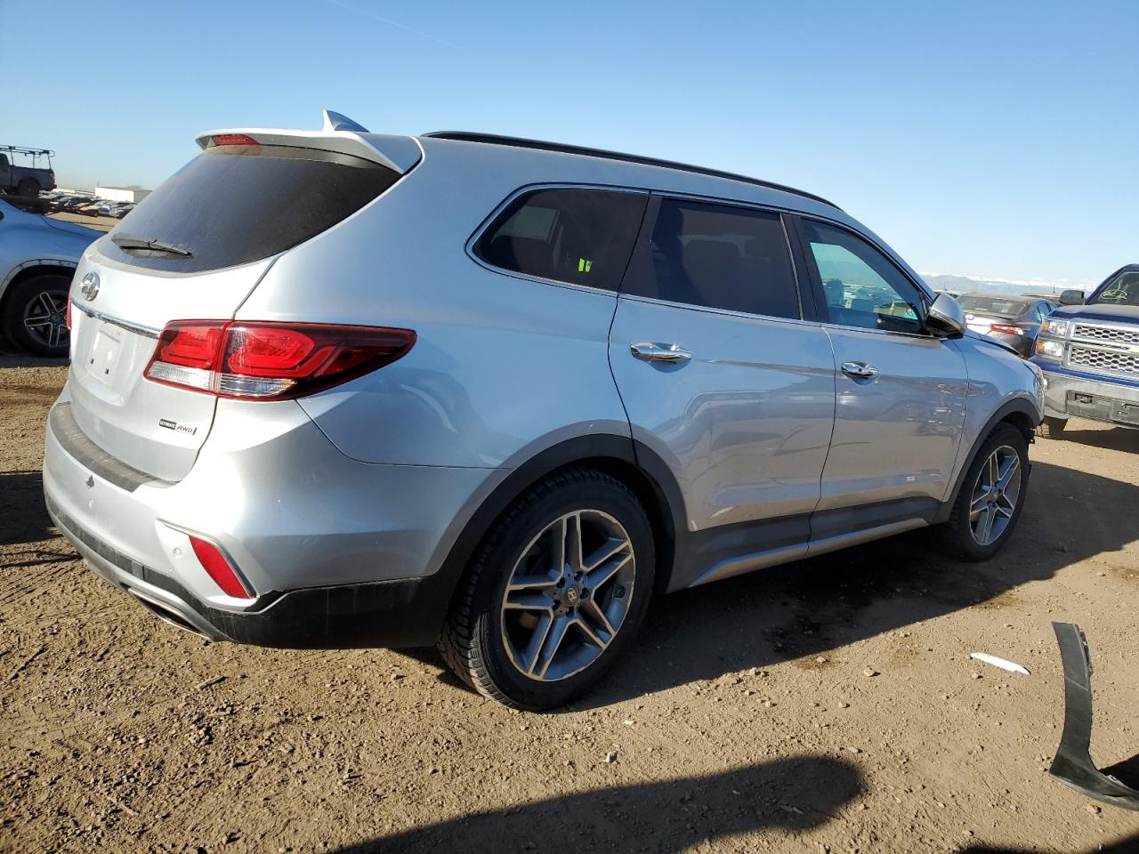 2019 Hyundai Santa Fe - Image 3