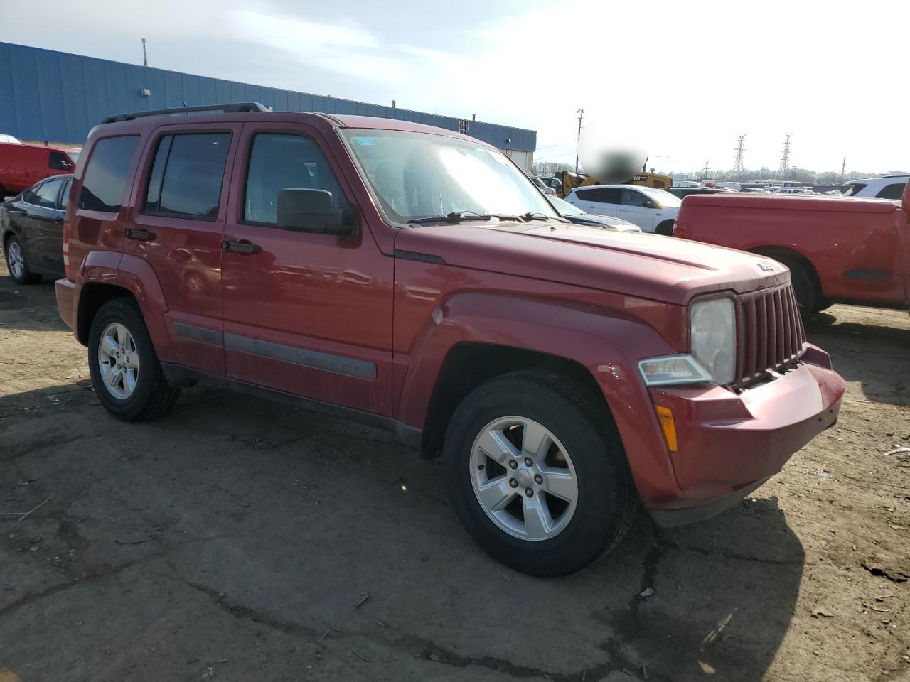 2012 Jeep Liberty (North America) - Image 4