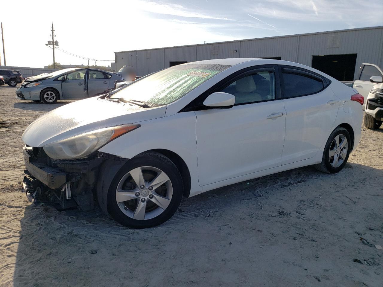 2013 Hyundai Elantra - Image 1