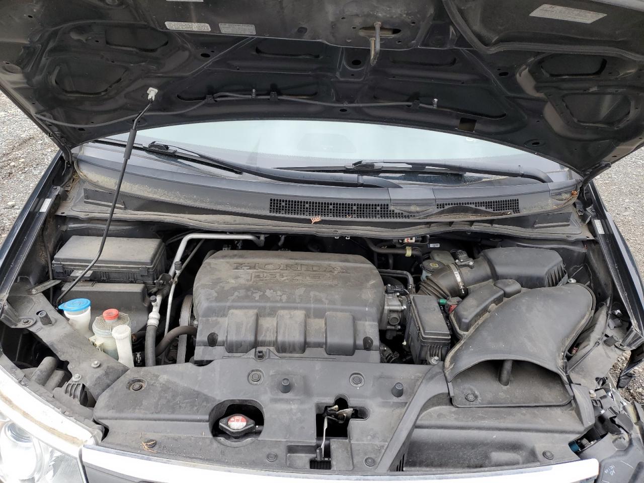 2011 Honda Odyssey - Image 12