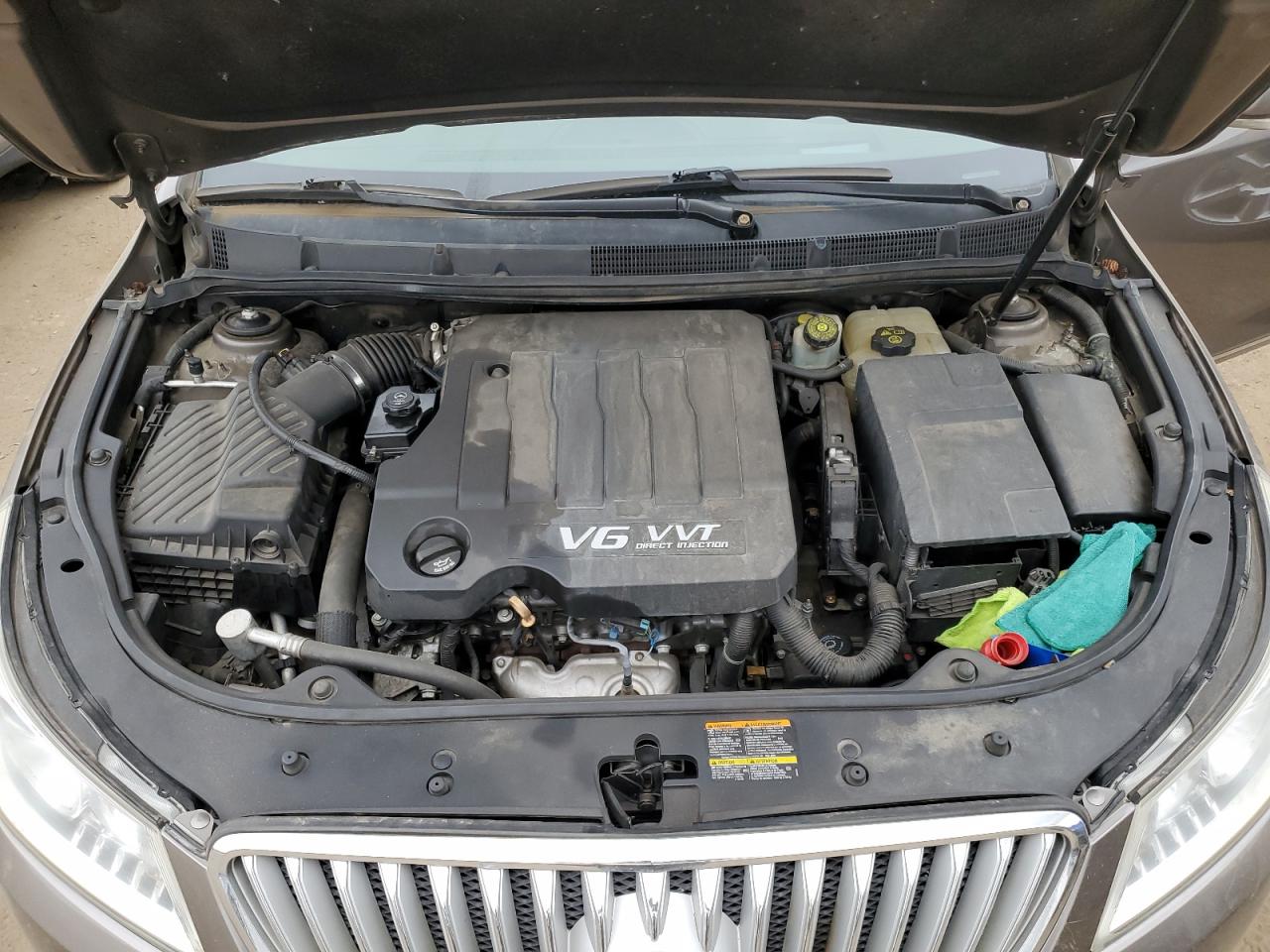 2011 Buick LaCrosse - Image 12