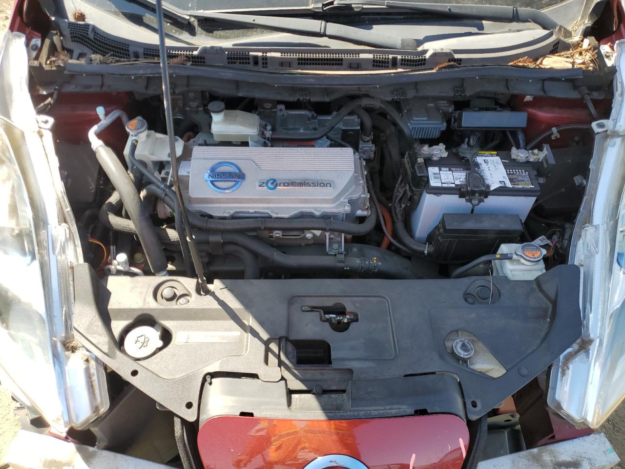 2012 Nissan Leaf - Image 11