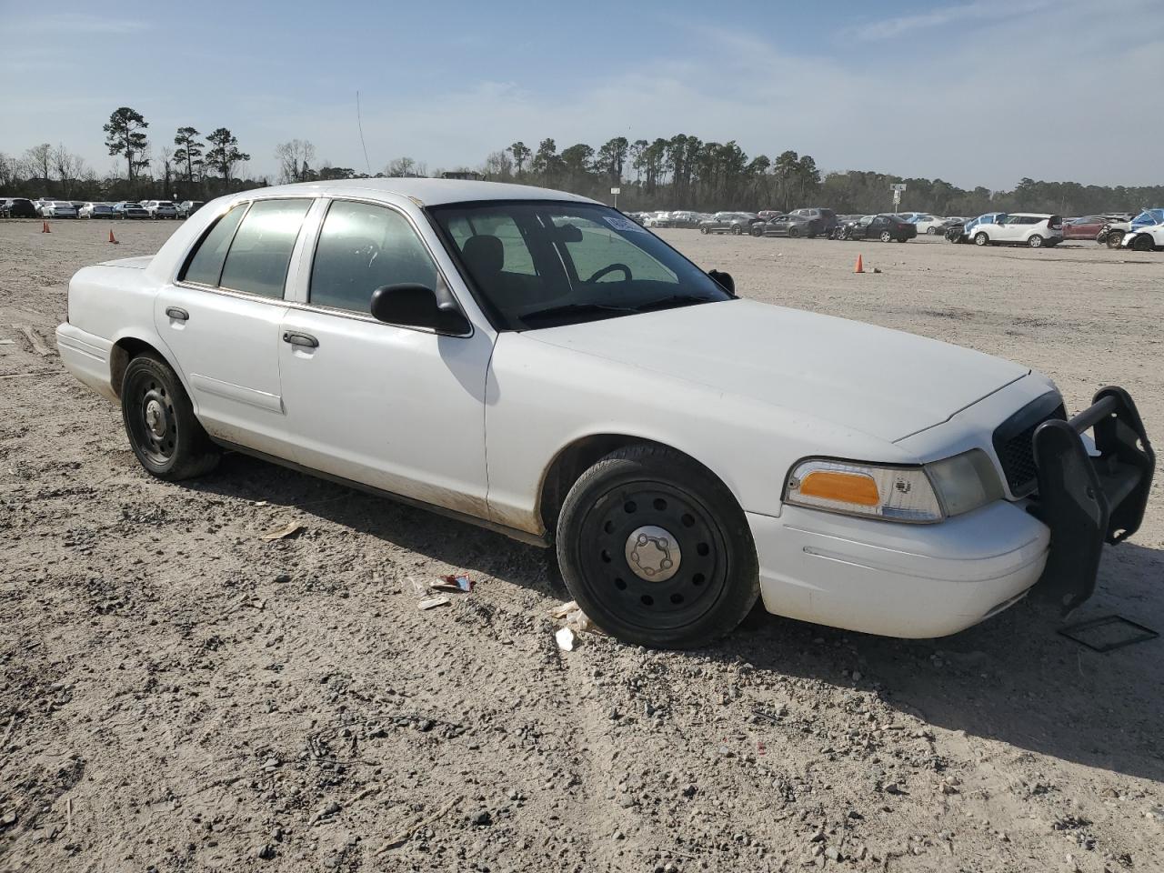 2006 Ford Crown Victoria - Image 4