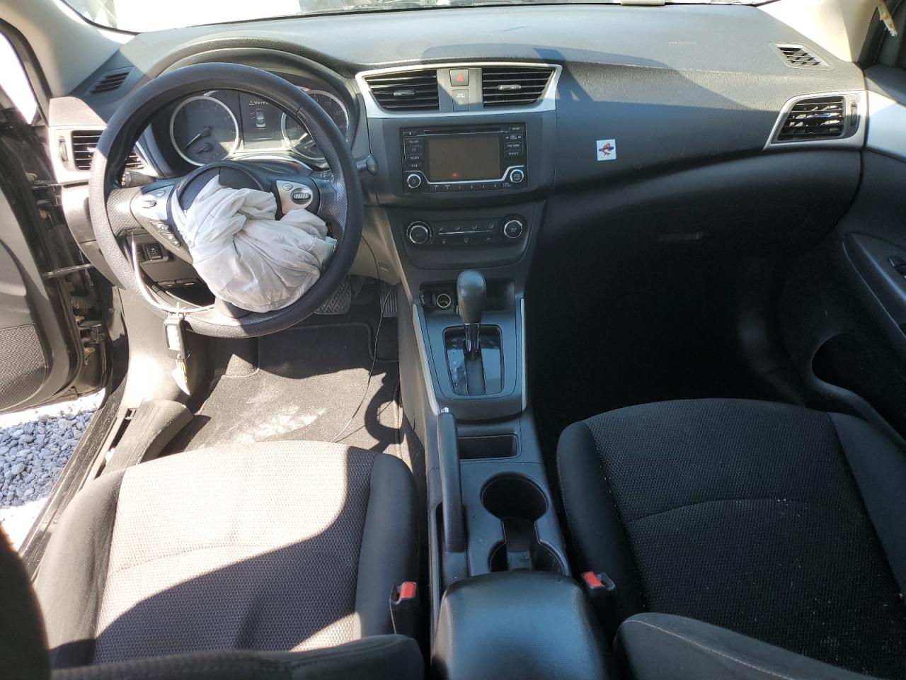 2018 Nissan Sentra - Image 8