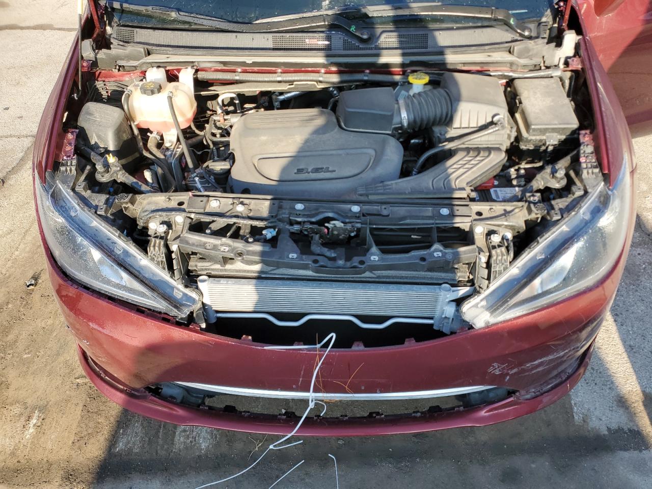 2020 Chrysler Pacifica - Image 13