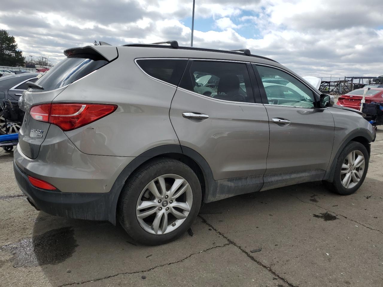 2013 Hyundai Santa Fe - Image 3