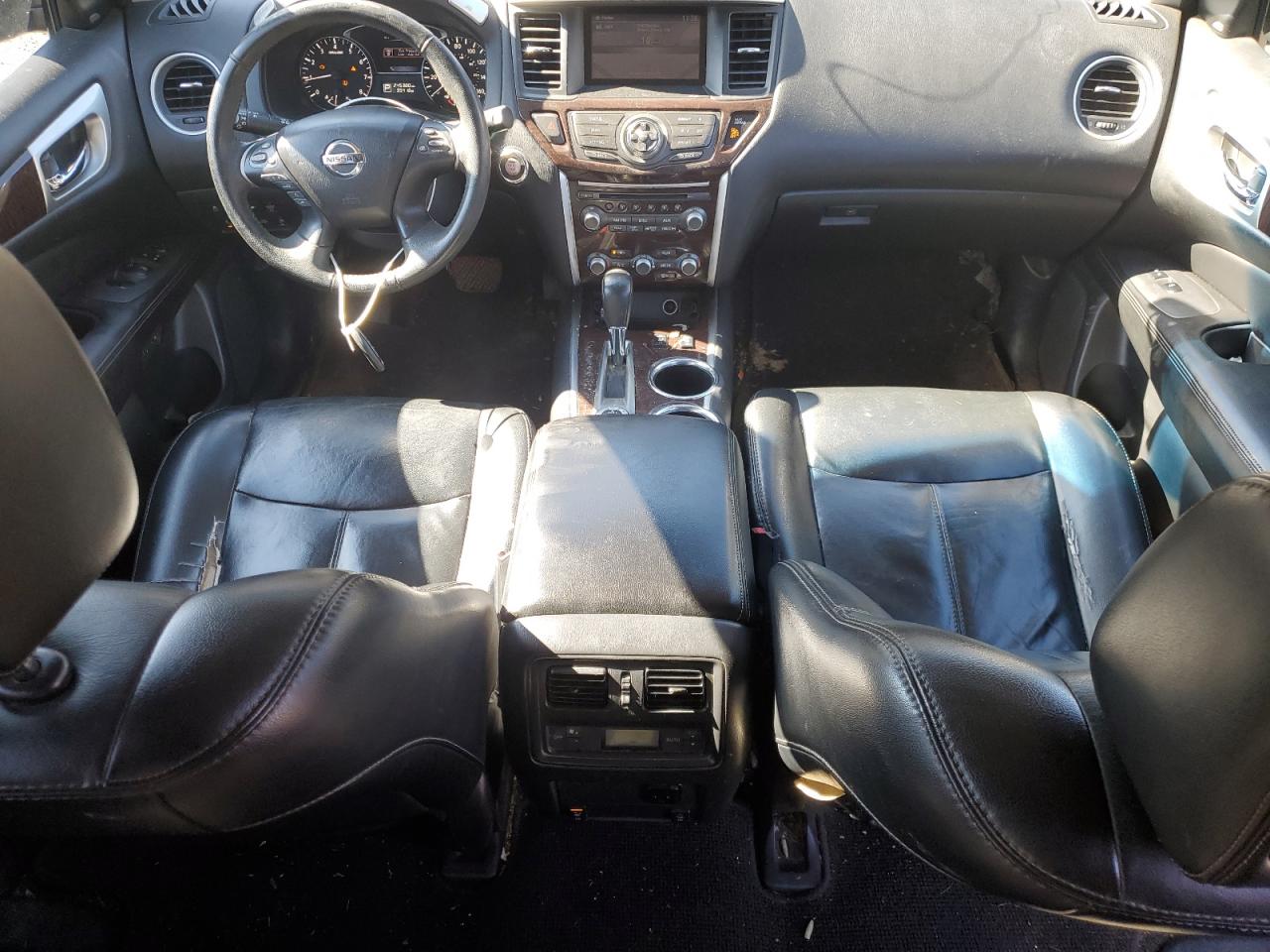 2015 Nissan Pathfinder - Image 8
