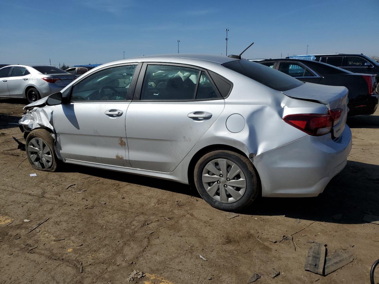 2020 Kia Rio - Image 2