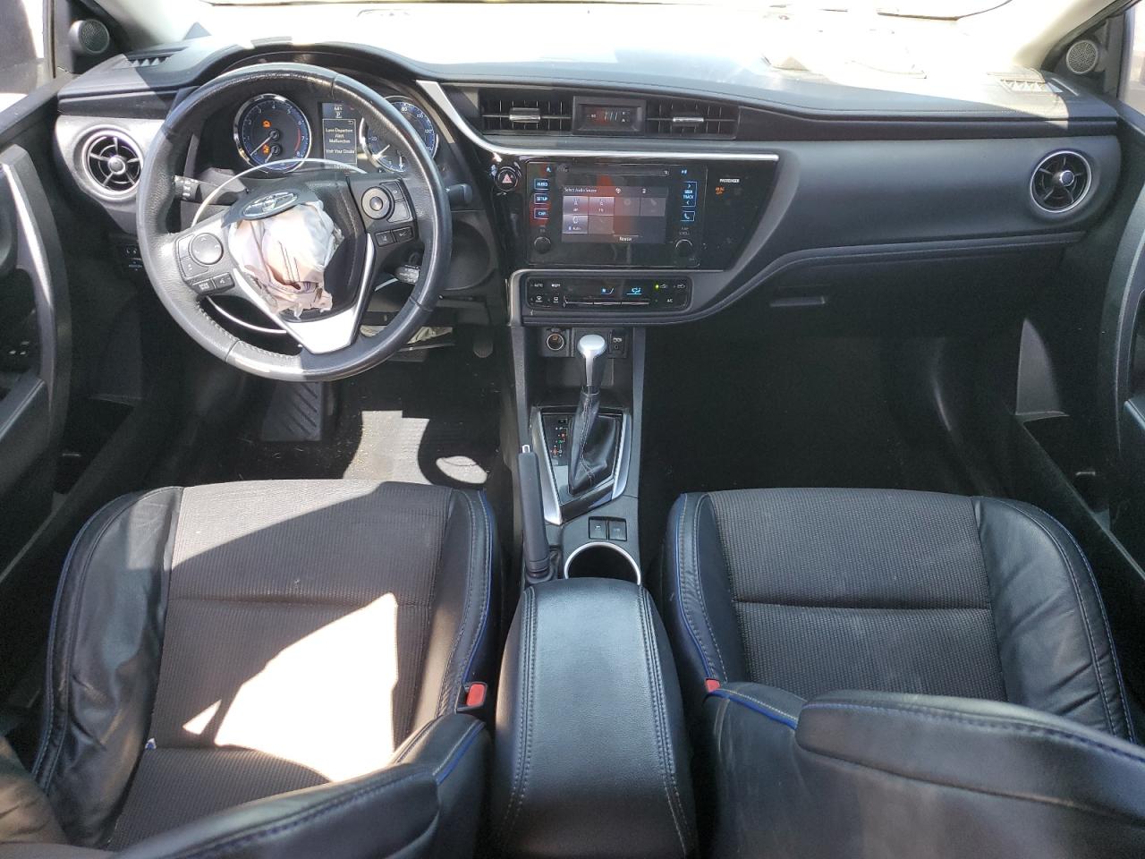 2017 Toyota Corolla - Image 8