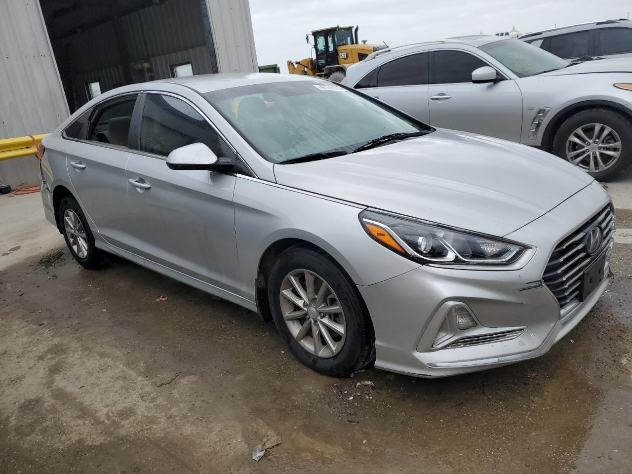 2019 Hyundai Sonata - Image 4