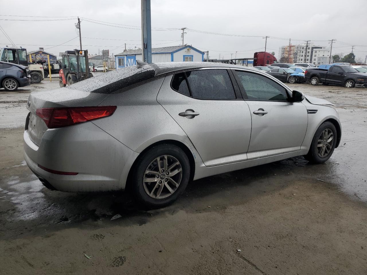 2011 Kia Optima - Image 3
