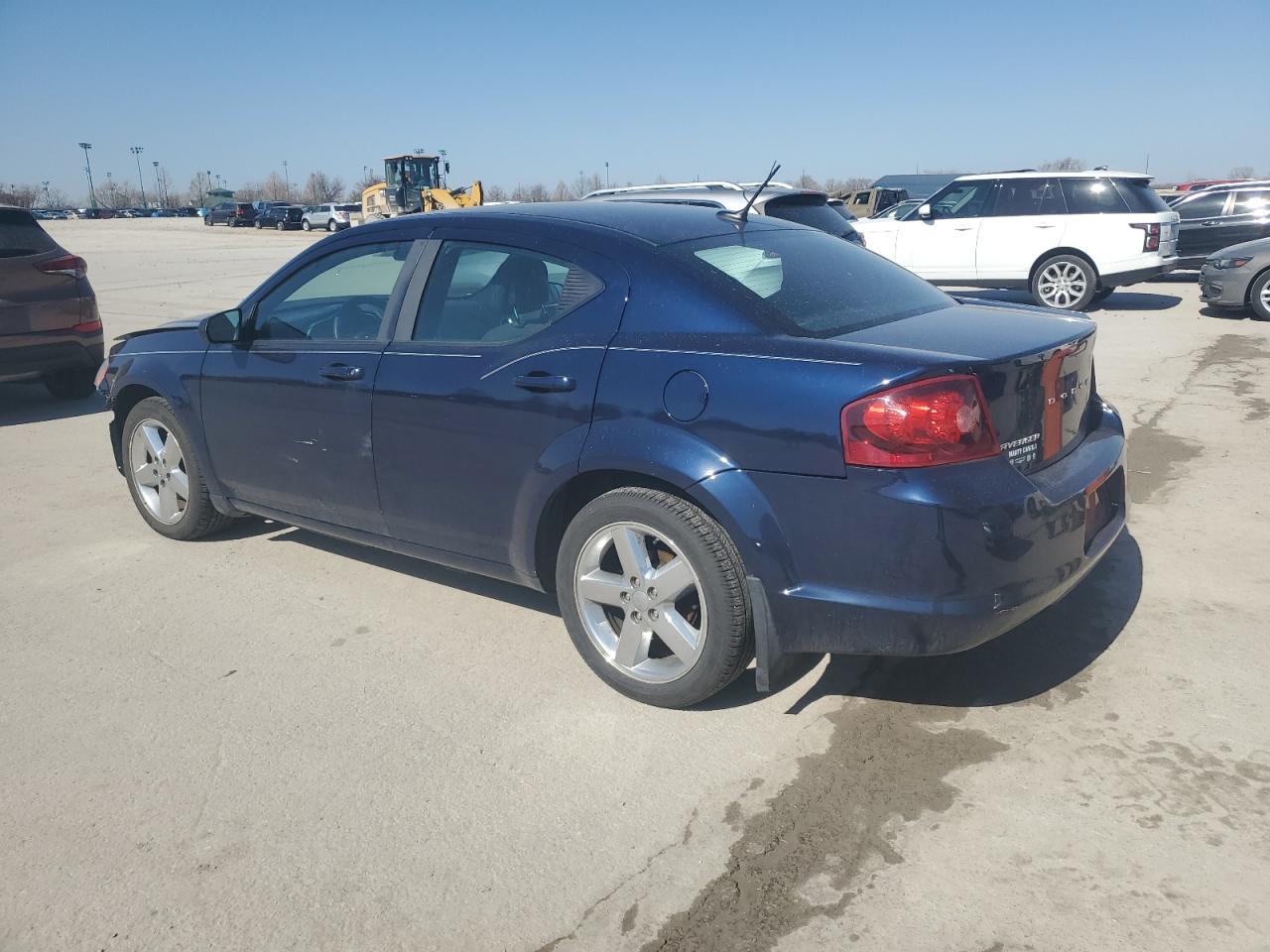 2013 Dodge Avenger - Image 2