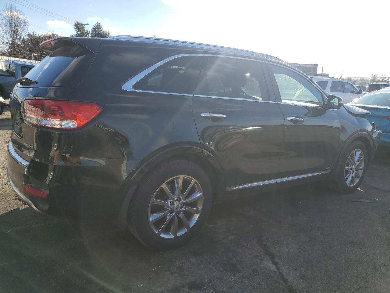 2016 Kia Sorento - Image 3