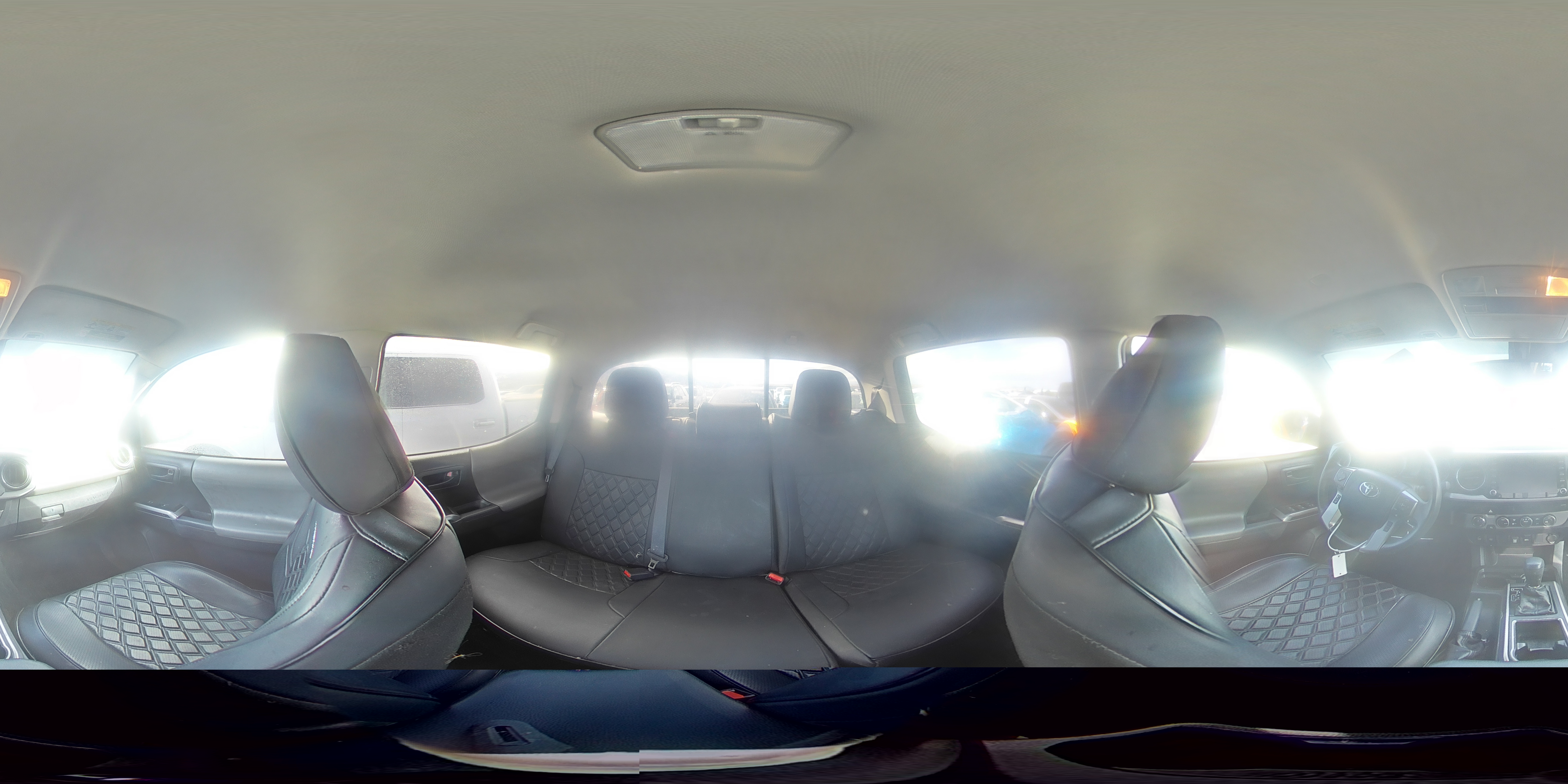 2021 Toyota Tacoma - Image 14