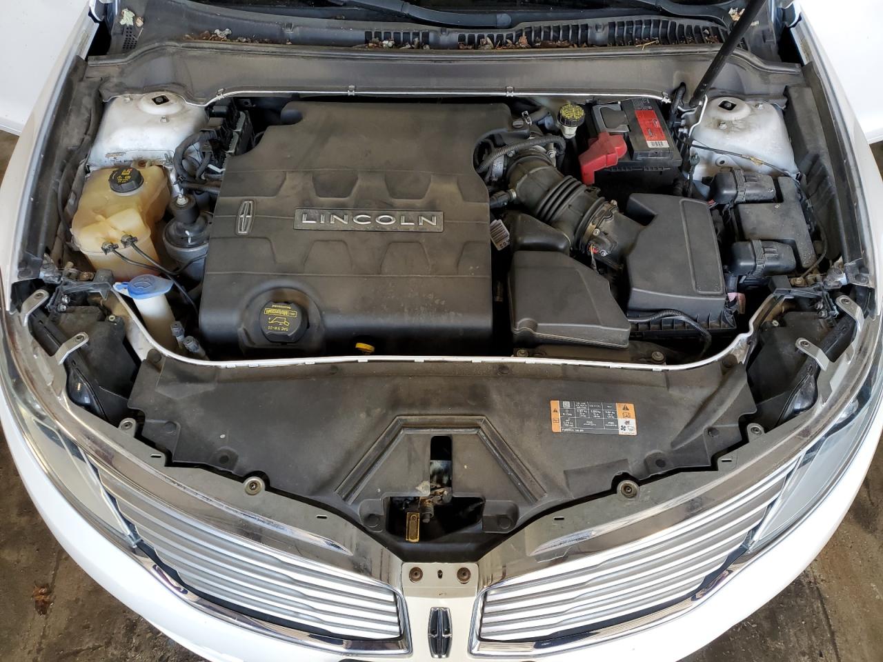 2013 Lincoln MKZ - Image 11