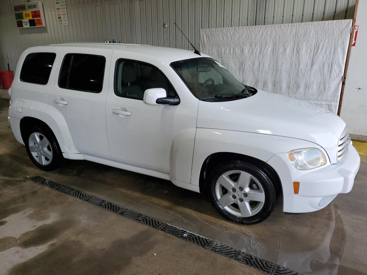 2011 Chevrolet HHR - Image 4