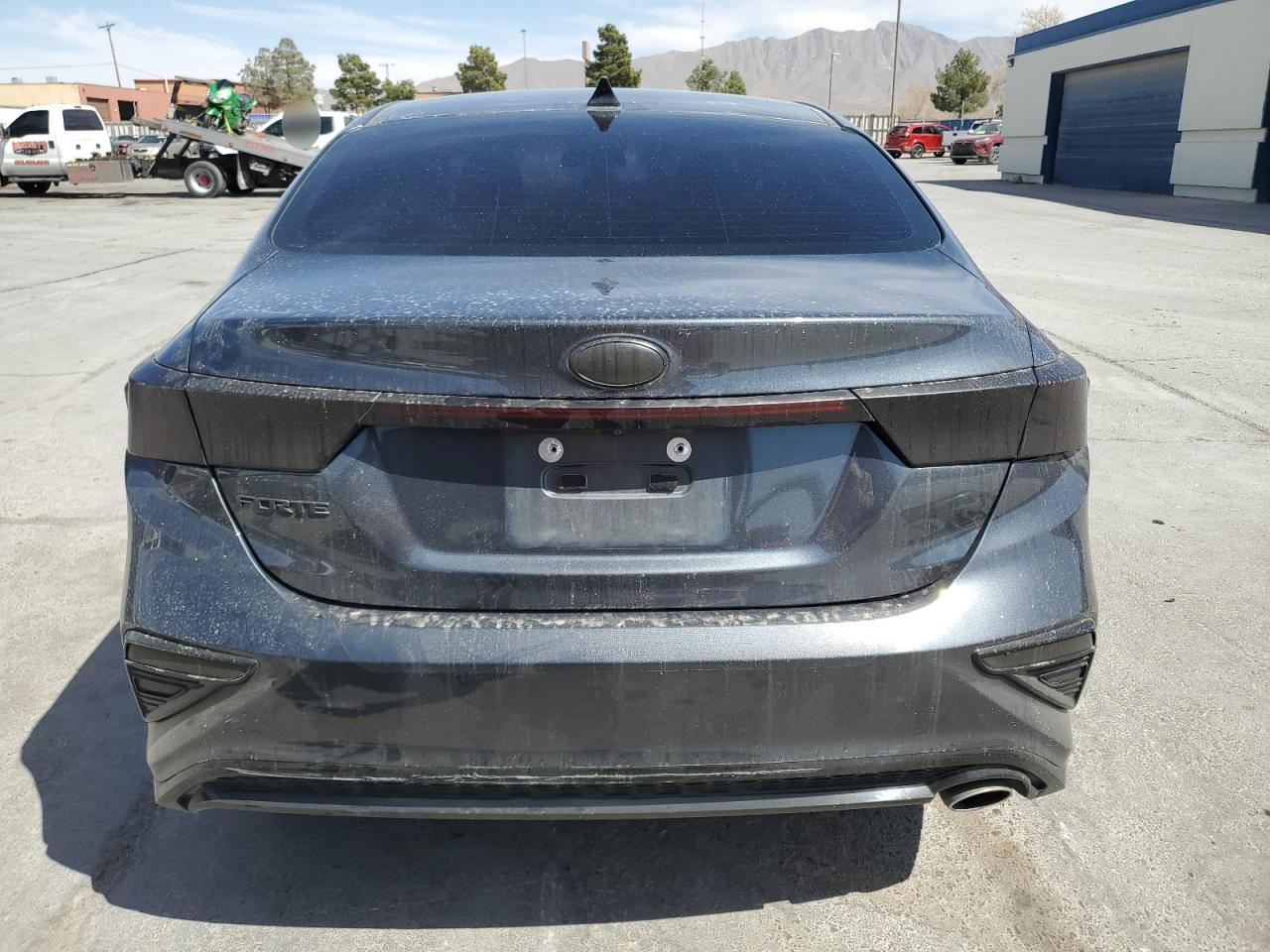 2020 Kia Forte - Image 6