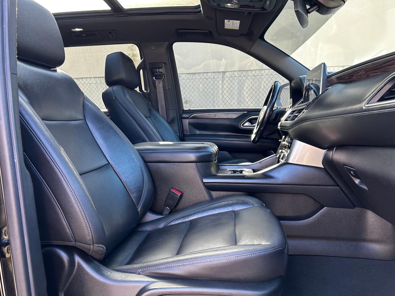 2021 Chevrolet Suburban - Image 5