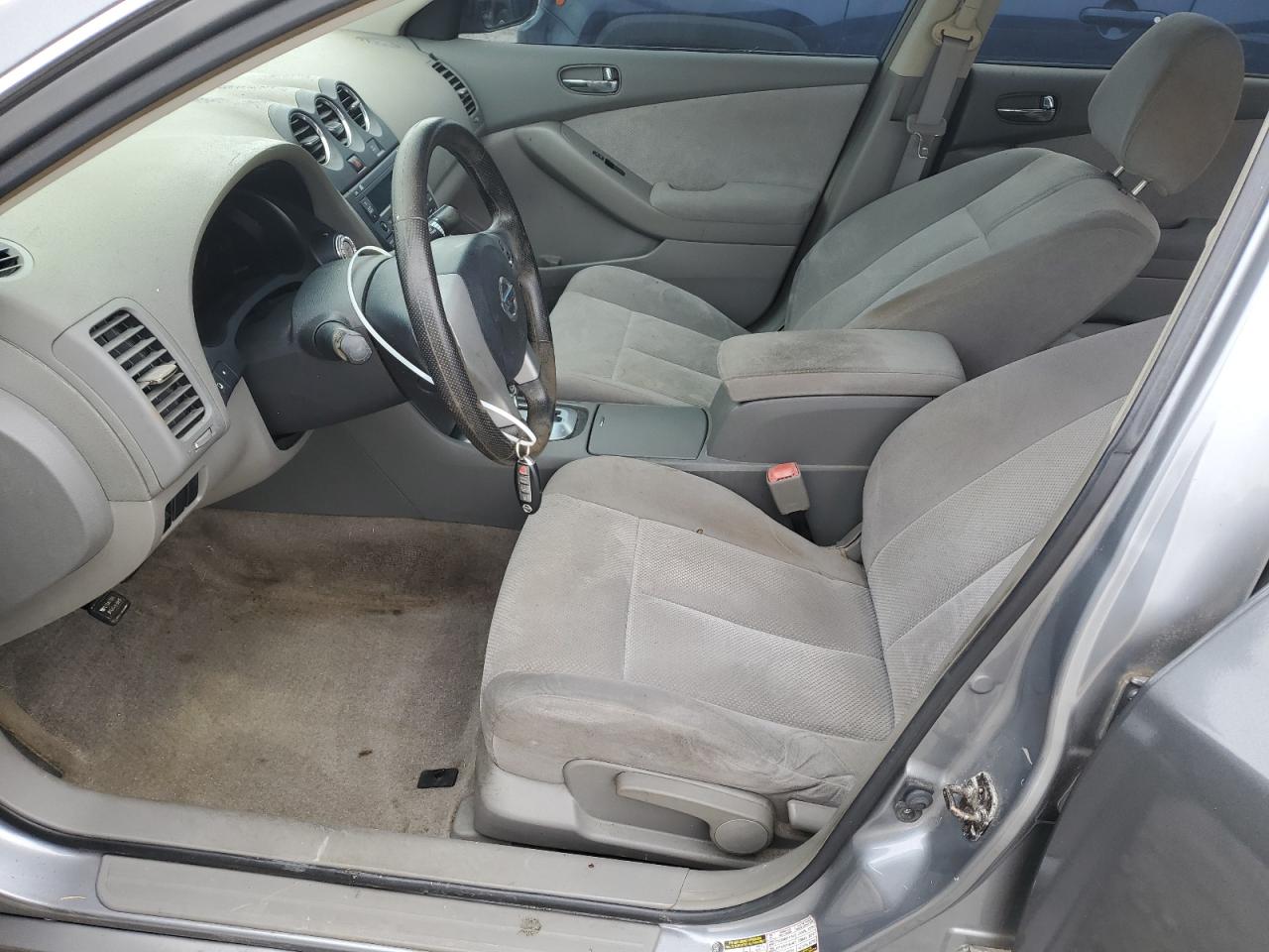 2009 Nissan Altima - Image 7
