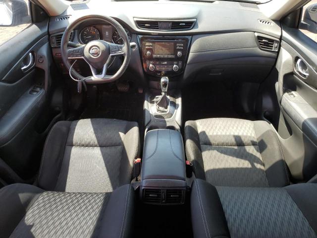  NISSAN ROGUE 2017 Srebrny