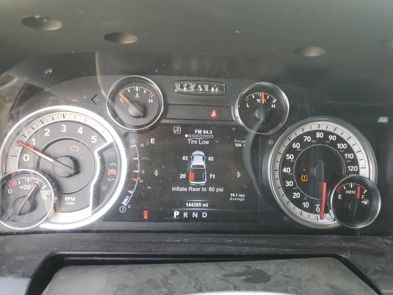 2017 RAM 2500 - Image 9