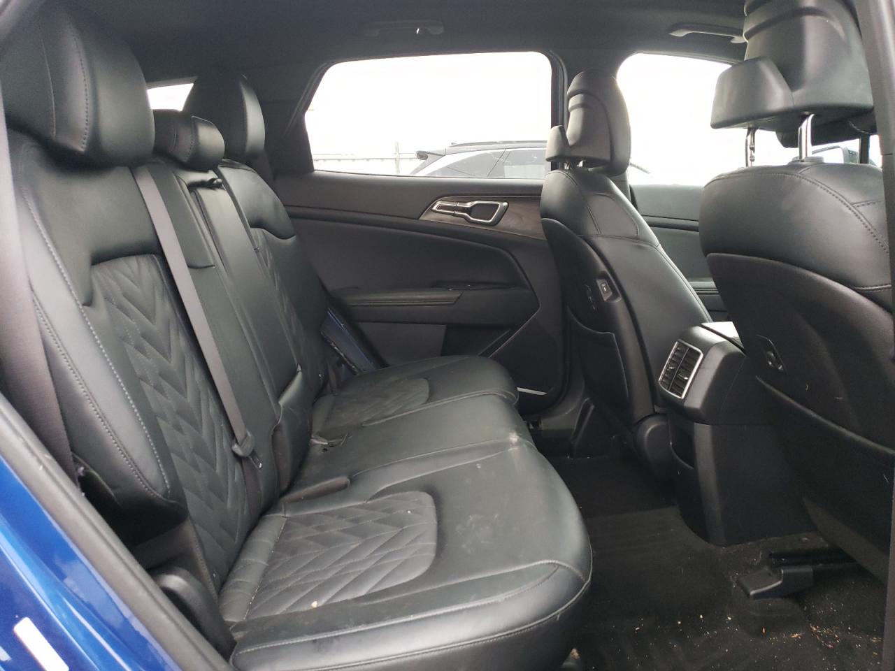 2023 Kia Sportage - Image 11