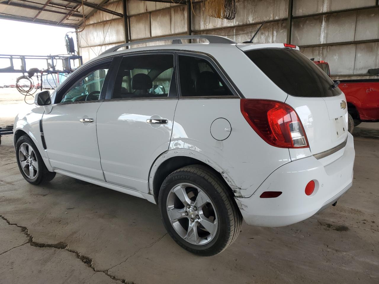 2015 Chevrolet Captiva - Image 2