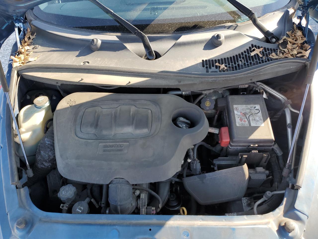 2010 Chevrolet HHR - Image 12