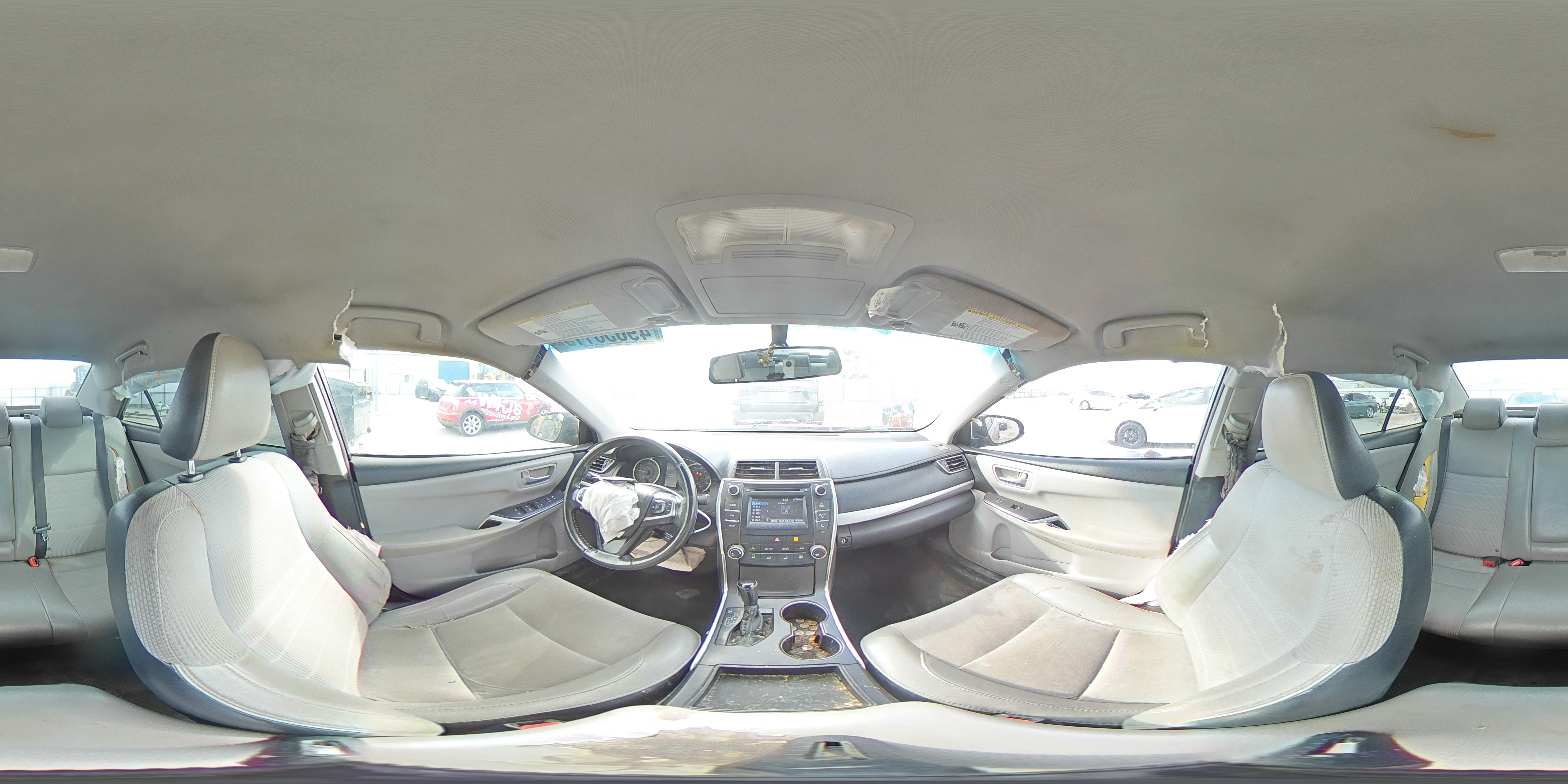 2016 Toyota Camry - Image 13
