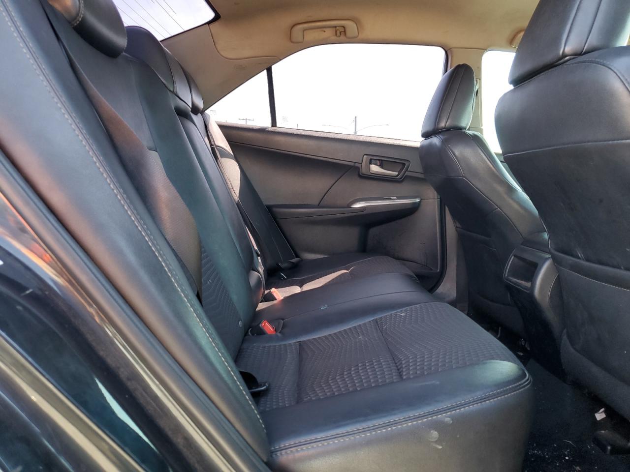 2013 Toyota Camry - Image 10