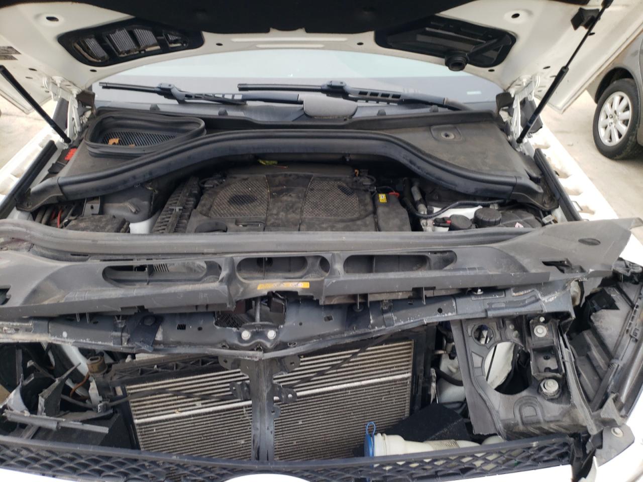 2018 Mercedes-Benz GLE - Image 12