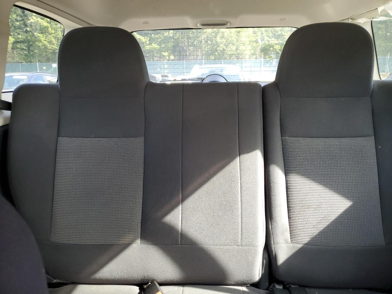 2014 Jeep Liberty (Patriot) - Image 10