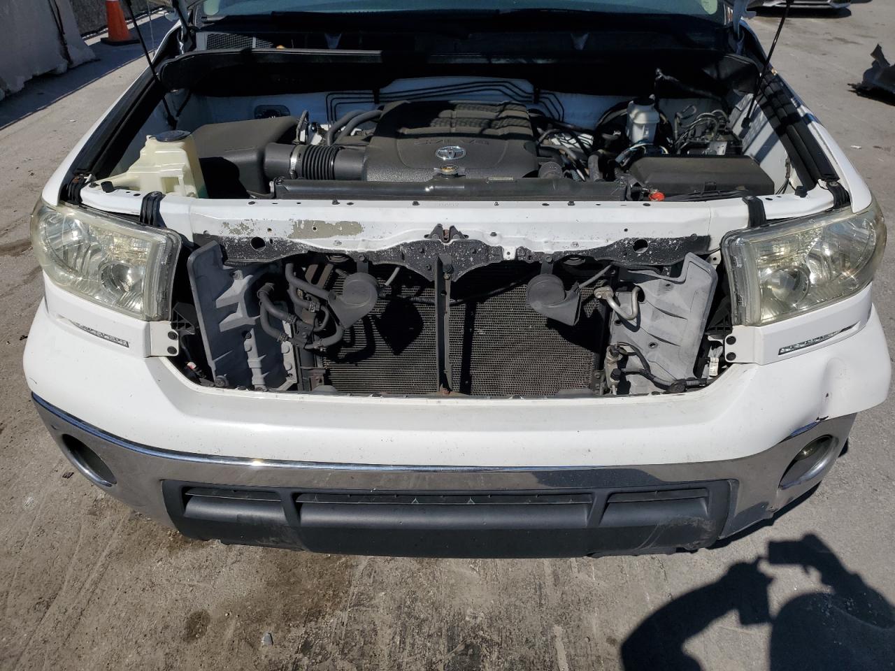 2012 Toyota Tundra - Image 11