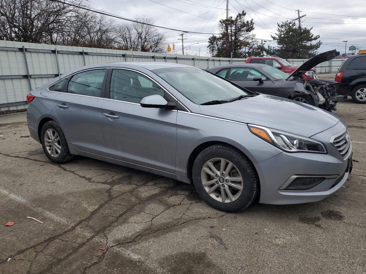 2017 Hyundai Sonata - Image 4