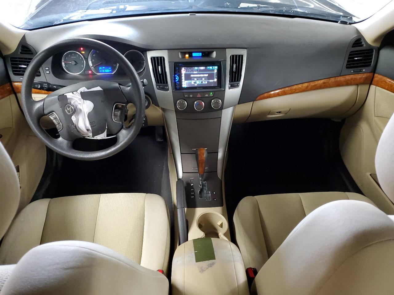 2009 Hyundai Sonata - Image 8