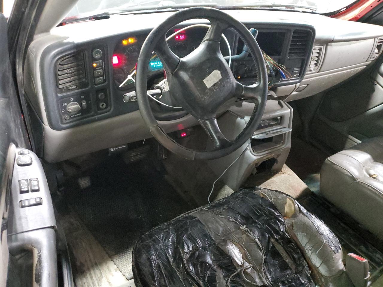 2000 Chevrolet Silverado - Image 8