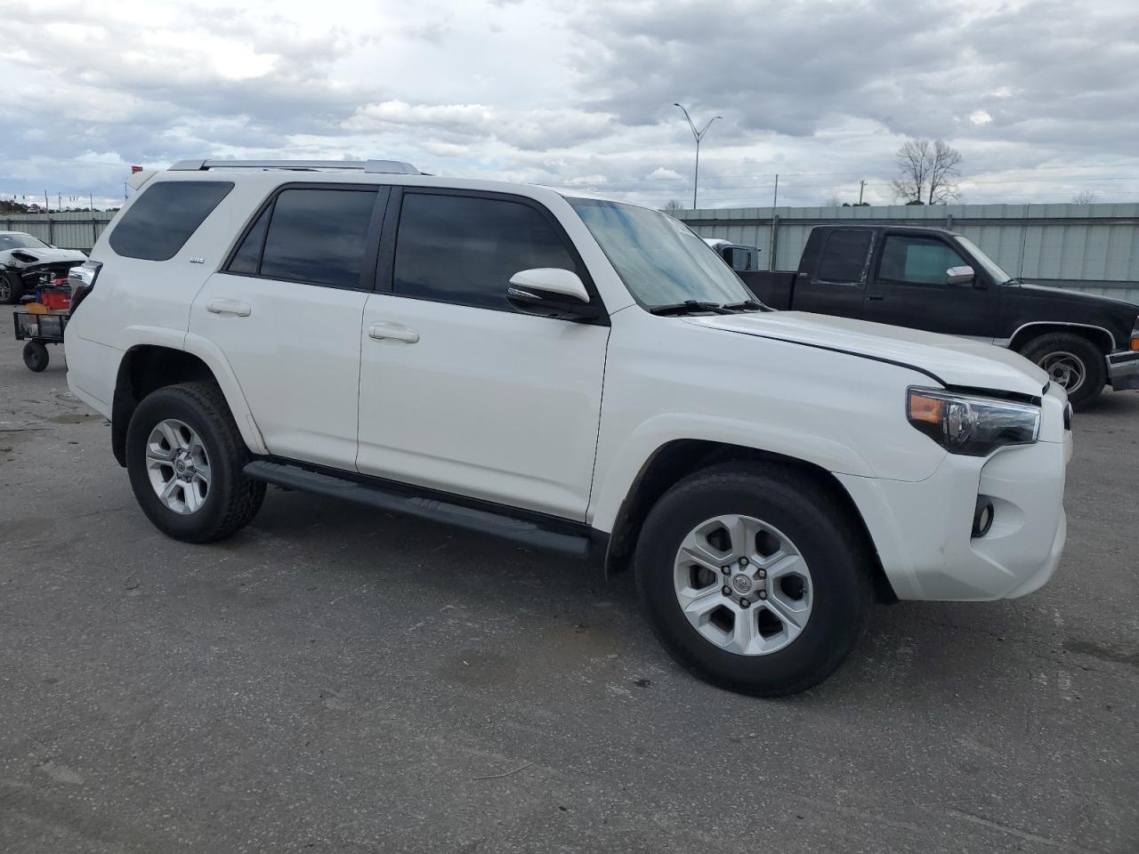 2015 Toyota 4Runner - Image 4