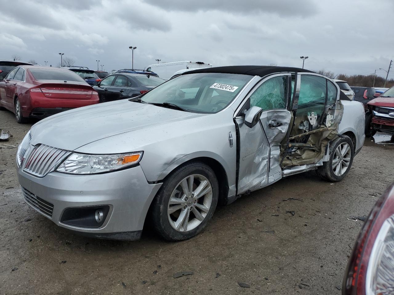 2011 Lincoln Mks на продаже в Indianapolis, IN - Side