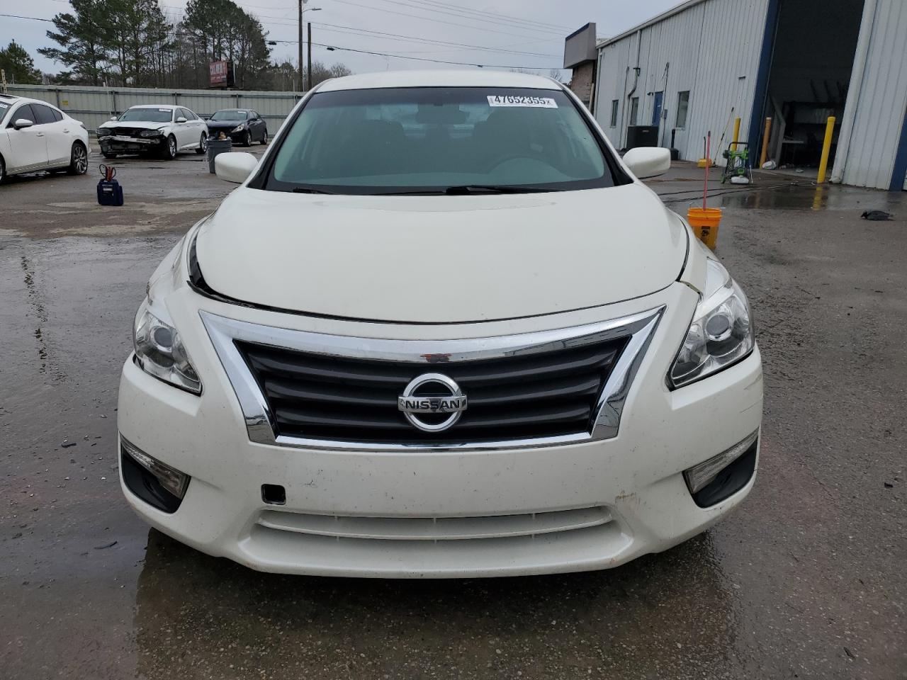 2015 Nissan Altima - Image 5