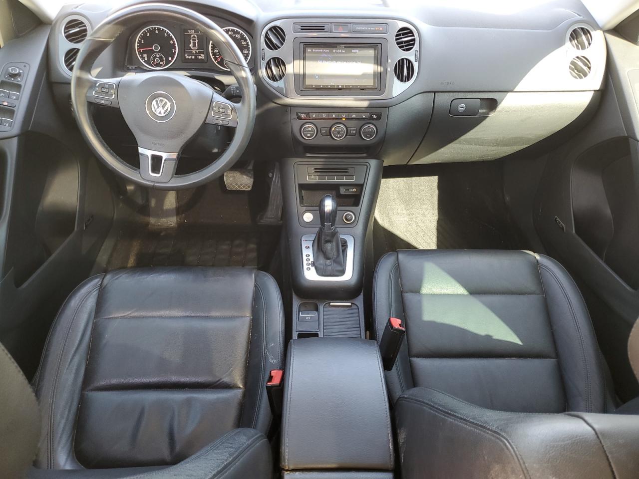 2016 Volkswagen Tiguan - Image 8