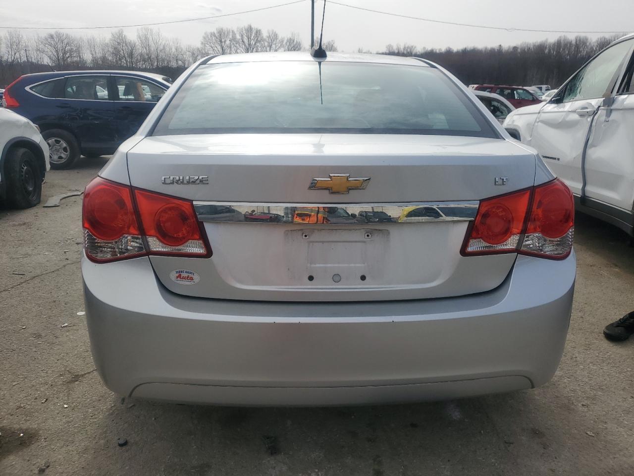 2015 Chevrolet Cruze - Image 6