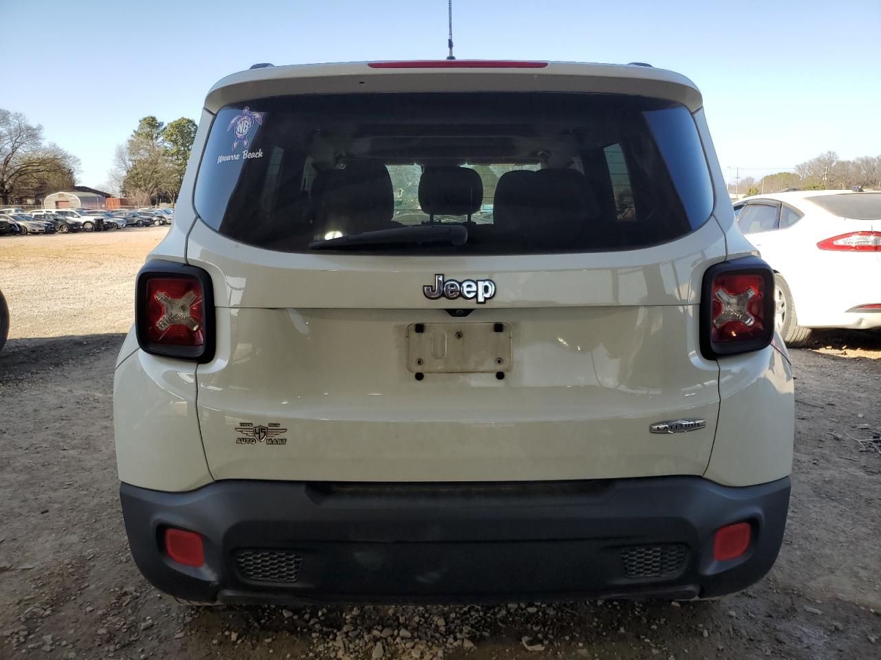2015 Jeep Renegade - Image 6