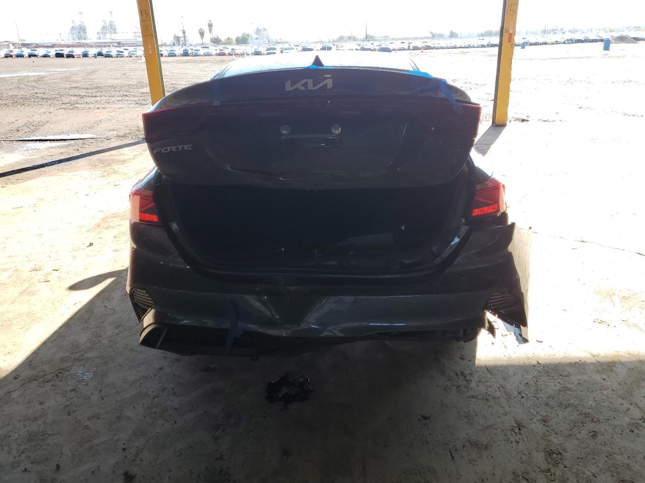 2023 Kia Forte - Image 6
