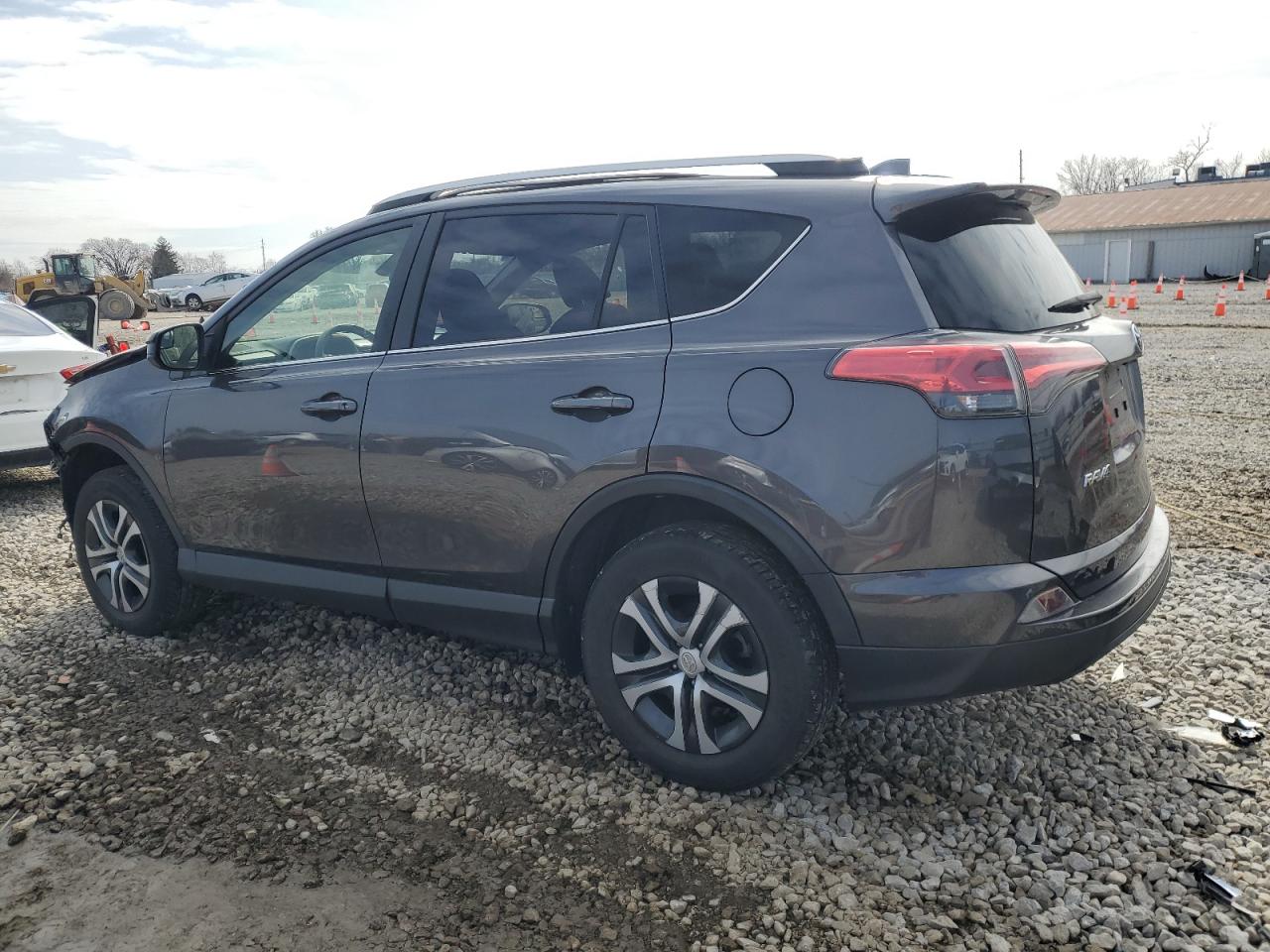 2018 Toyota RAV 4 - Image 2
