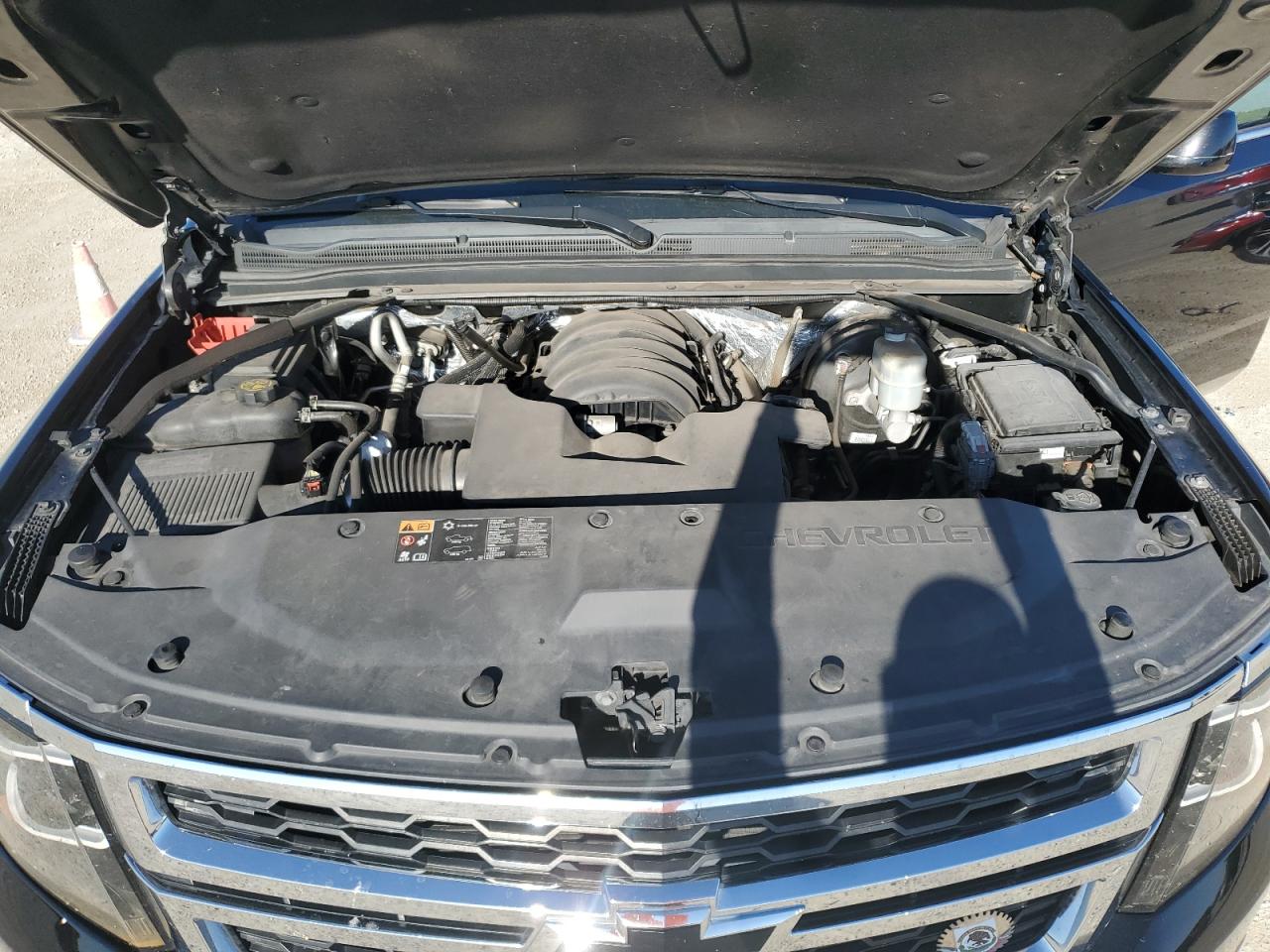 2015 Chevrolet Suburban - Image 12