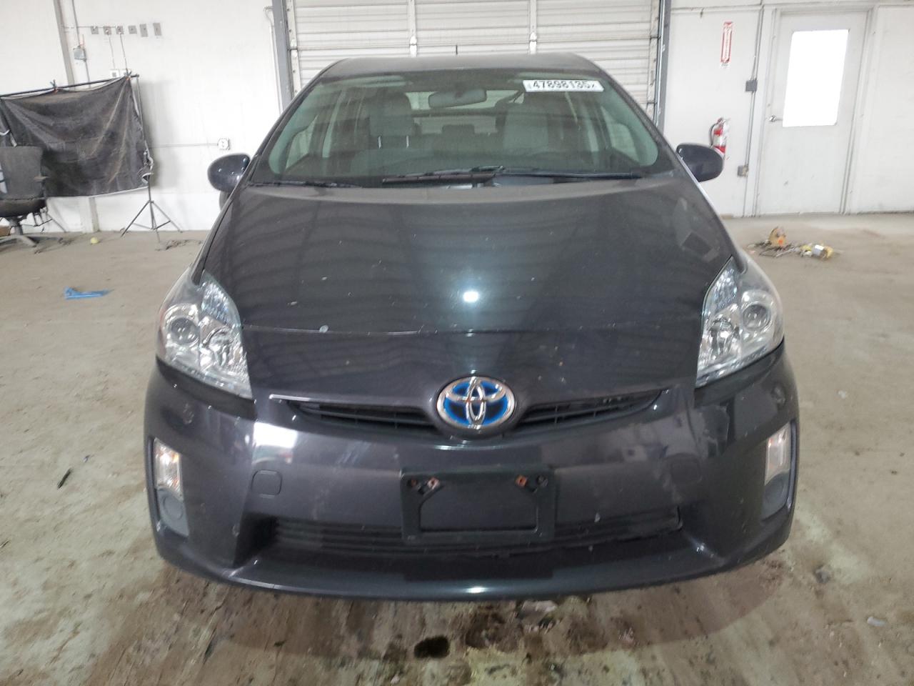 2011 Toyota Prius - Image 5