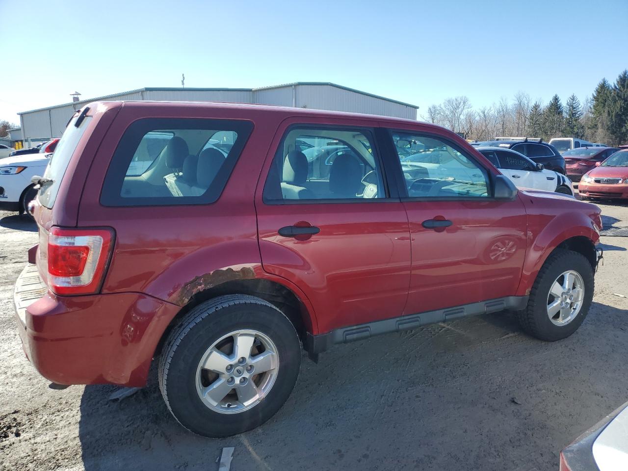 2011 Ford Escape - Image 3