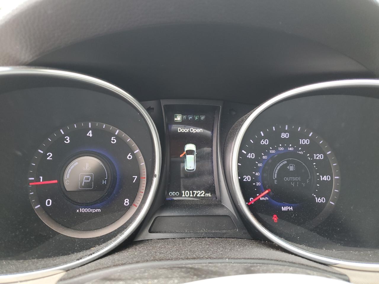 2014 Hyundai Santa Fe - Image 9